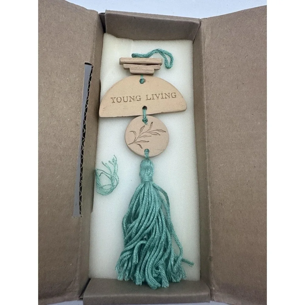 Young‎ Living Clay Diffuser Essential Oils Terracotta Tassel Ornament Hanger